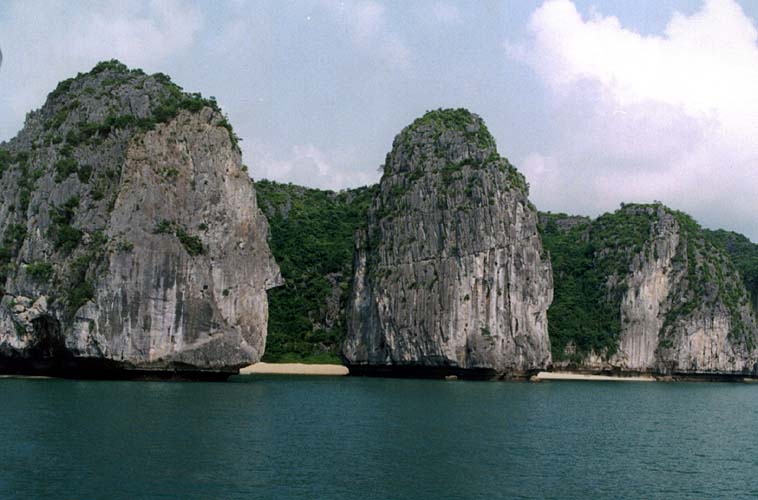 Halong Bay - ztoka sestupujcho draka - svtov ddictv UNESCO 